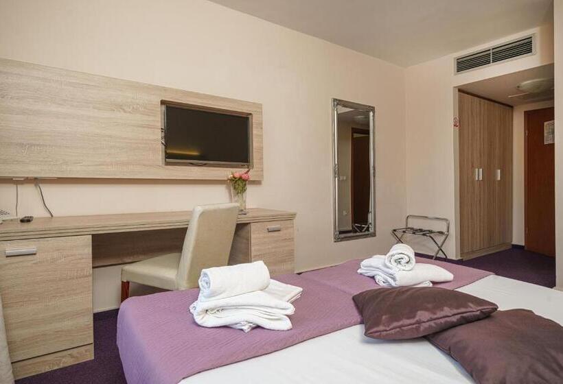 غرفة قياسية مزوَّدة بشُرفة, Stella Maris   Style & Comfort