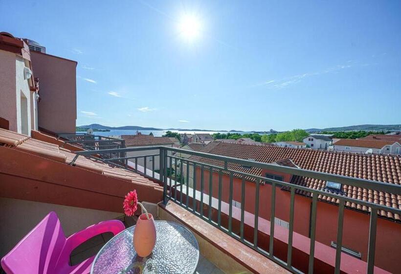 غرفة قياسية فردية مزودة بشُرفة, Stella Maris   Style & Comfort