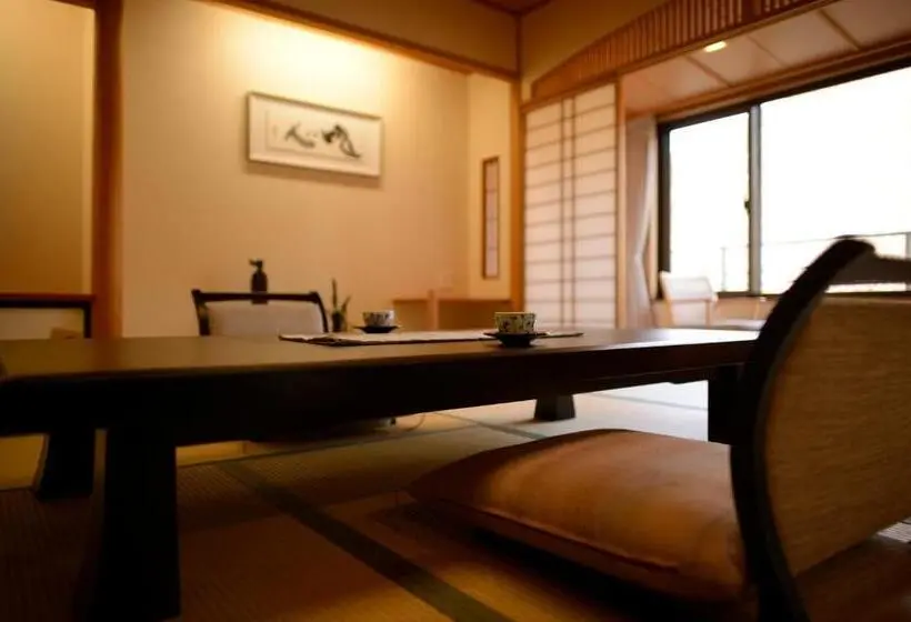 スタンダードルーム, Iizaka Onsen Surikamitei Ohtori