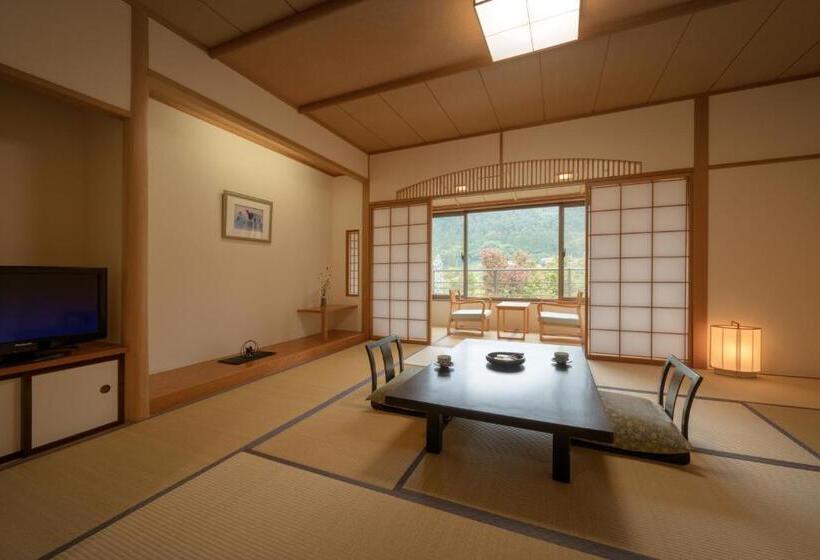 חדר סטנדרט, Iizaka Onsen Surikamitei Ohtori