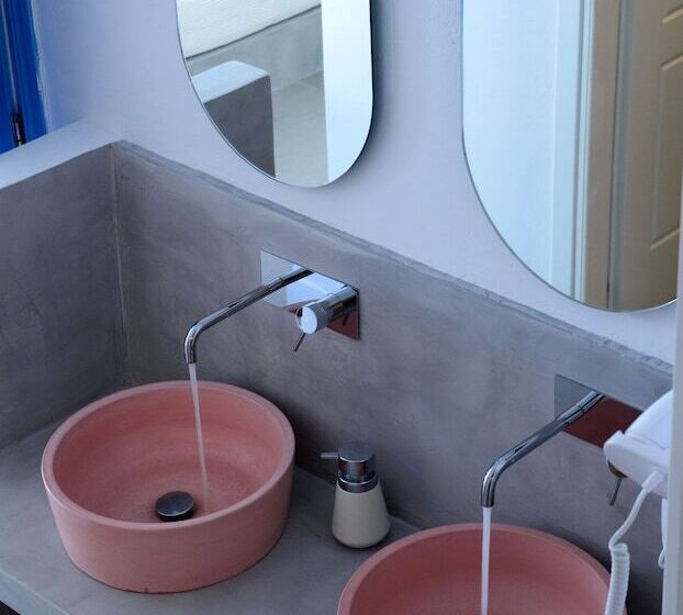 四人高级间, Ihthioessa Boutique