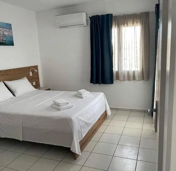 Chambre Quadruple Deluxe, Coralli Beach