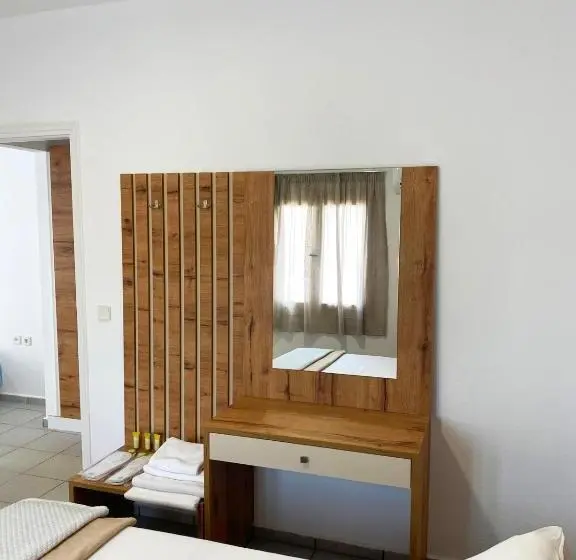 Chambre Quadruple Deluxe, Coralli Beach