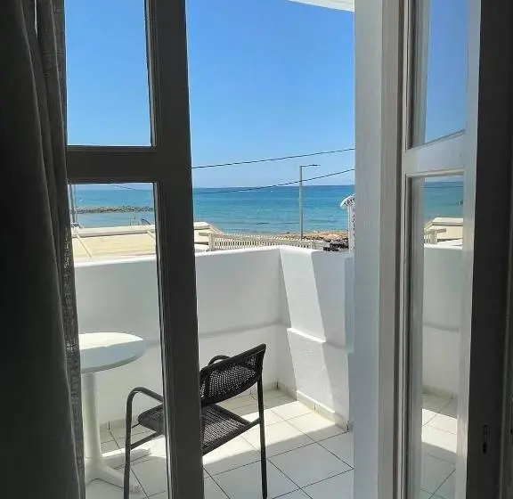 Chambre Triple Standard Vue Mer, Coralli Beach
