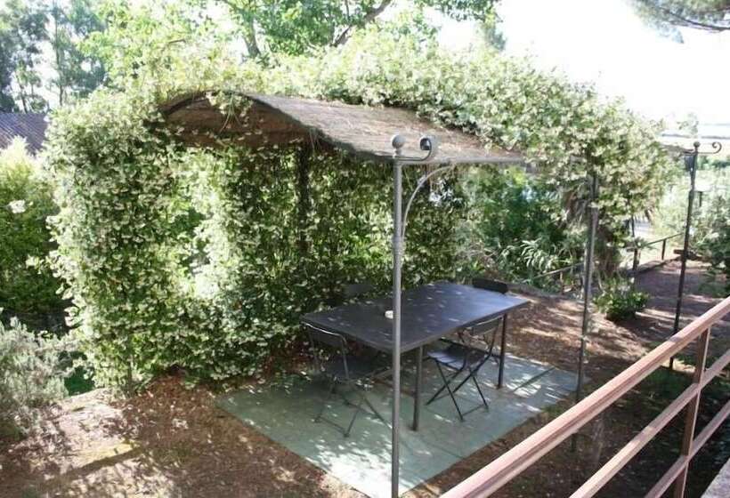 شقة غرفة واحدة, Agriturismo Peretti