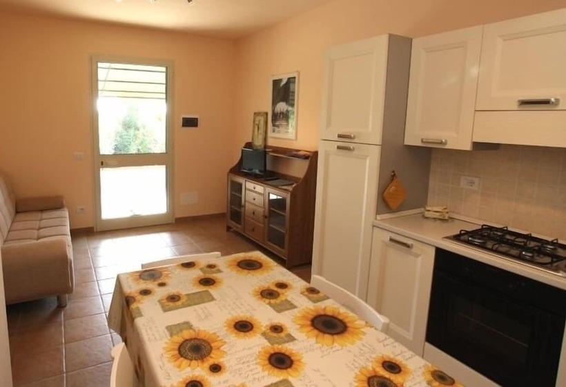 شقة غرفتين, Agriturismo Peretti