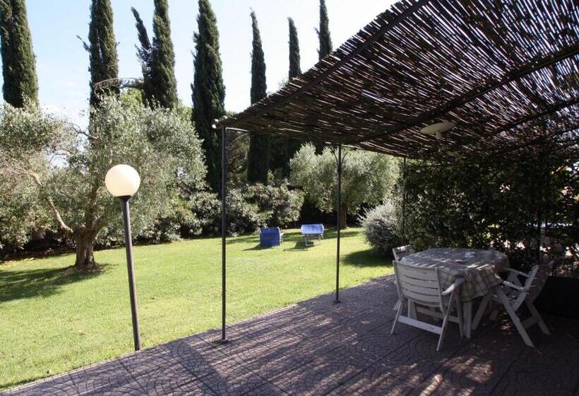 شقة غرفة واحدة, Agriturismo Peretti