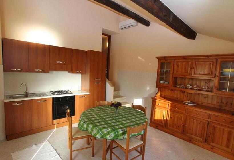 شقة غرفتين, Agriturismo Peretti