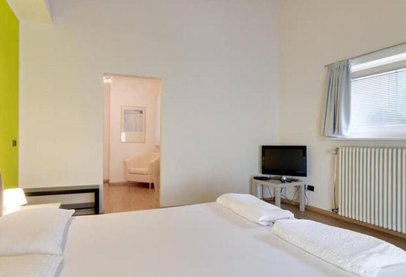 اتاق استاندارد چهار تخته, B&b Al Palazzo Malfatti