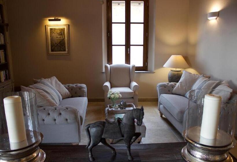 آپارتمان لوکس 1 خوابه, Borgo Argiano