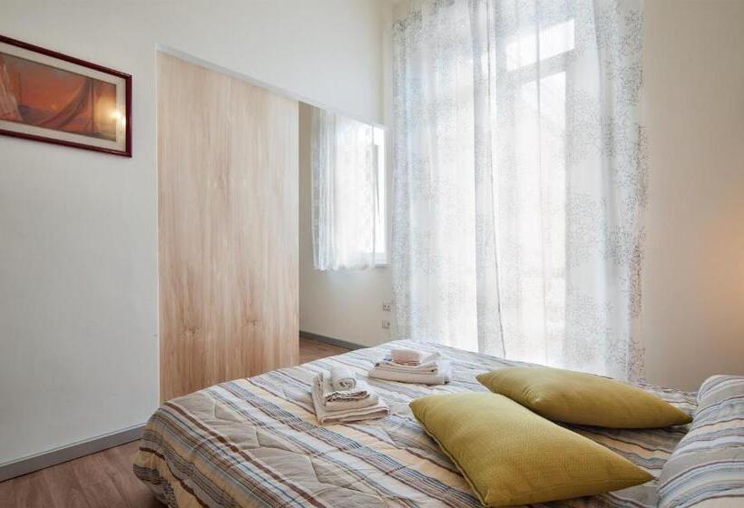 اتاق استاندارد سه تخته با بالکن, Casa Arsella