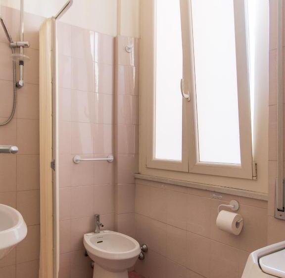 اتاق استاندارد سه تخته با بالکن, Casa Arsella