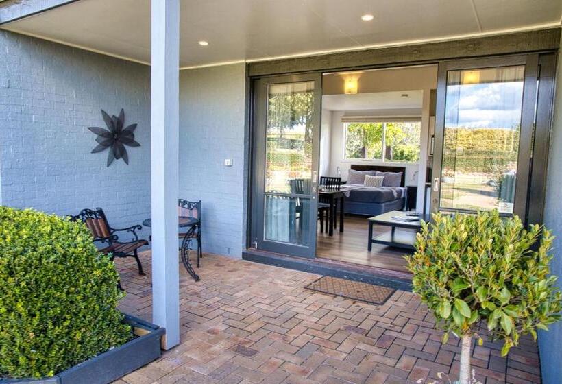 סטודיו סטנדרט עם מרפסת, Grapevines Boutique Accommodation