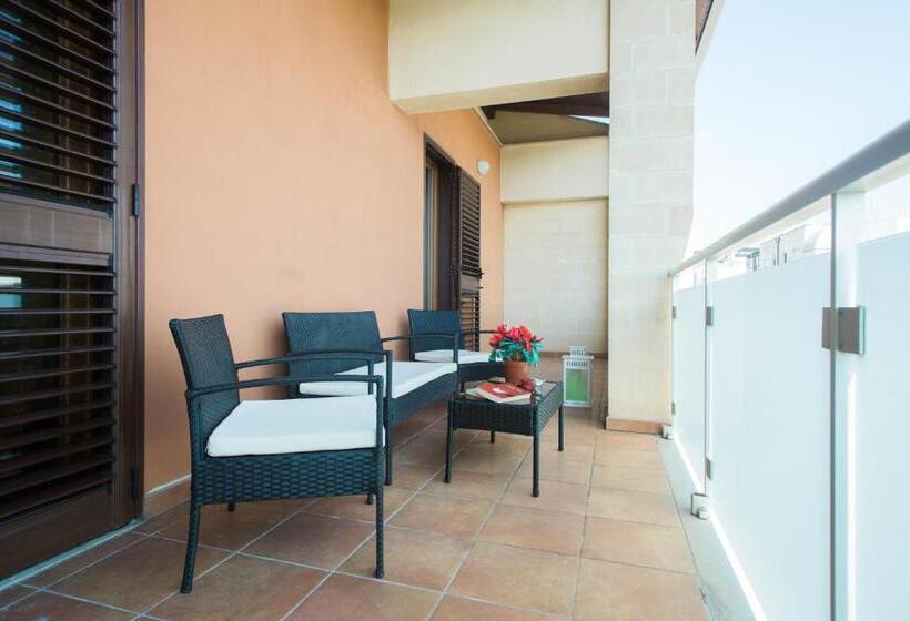 带1个卧室的带阳台的公寓, Il Crusco