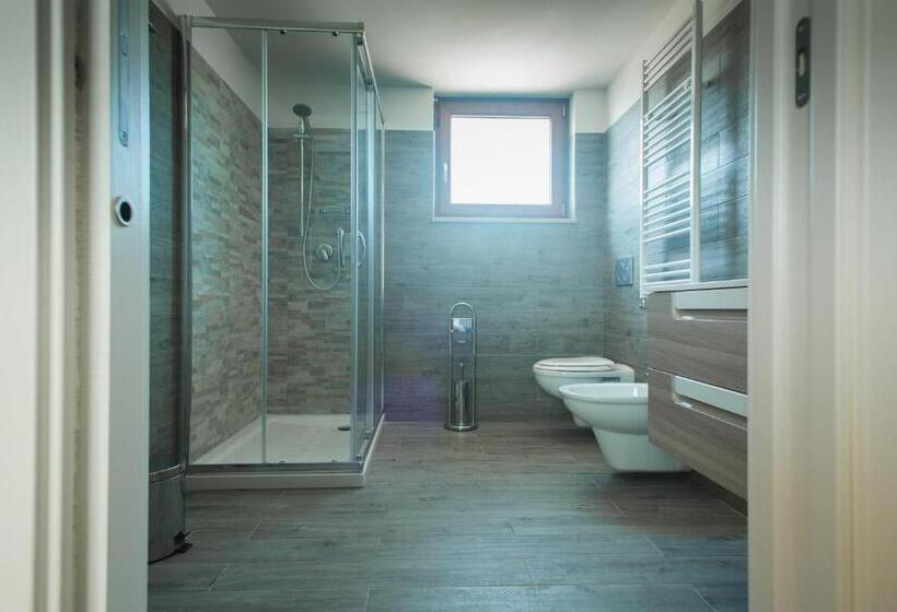 带1个卧室的带阳台的公寓, Il Crusco