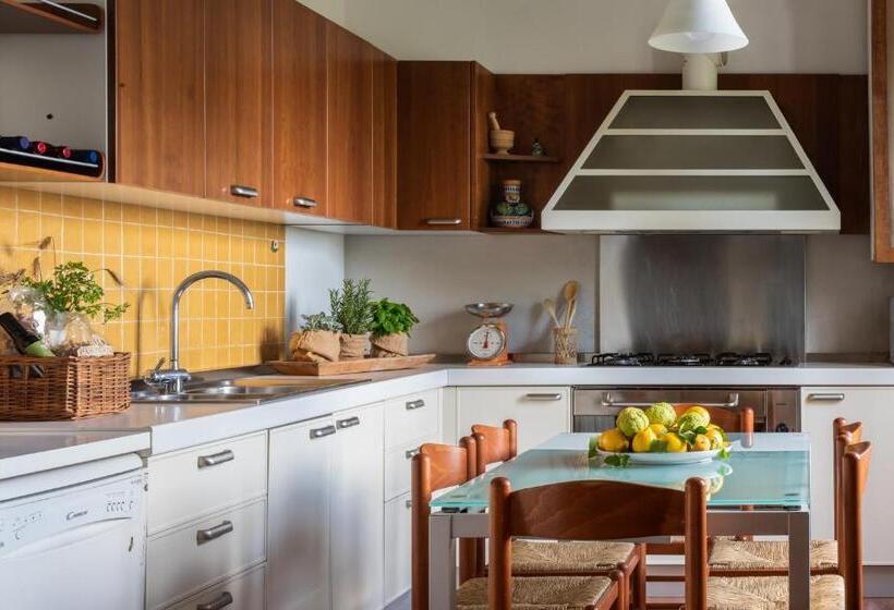 شقة غرفتين, Podere Sant Alessandro