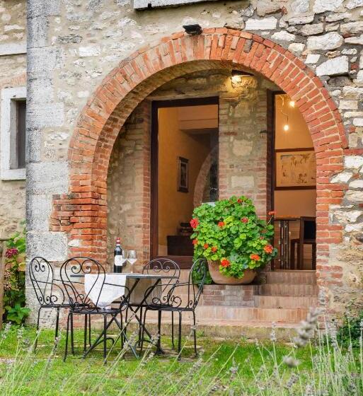 إستوديو قياسى, Podere Sant Alessandro