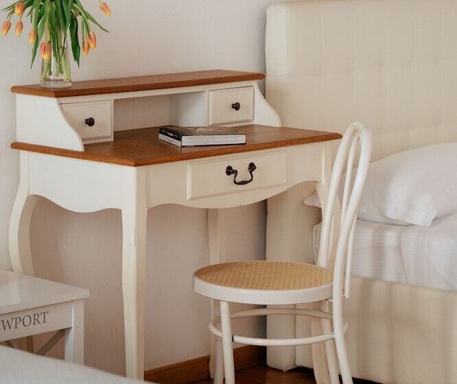 اتاق خانوادگی, Quarenghi 16