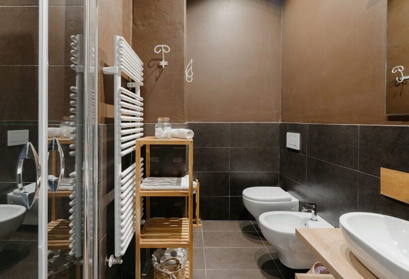 سوییت خانوادگی, Quarenghi 16