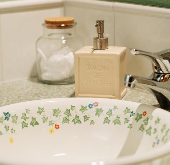 اتاق لوکس, Quarenghi 16