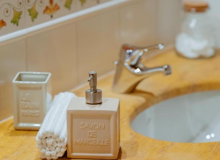 اتاق لوکس چهار تخته, Quarenghi 16