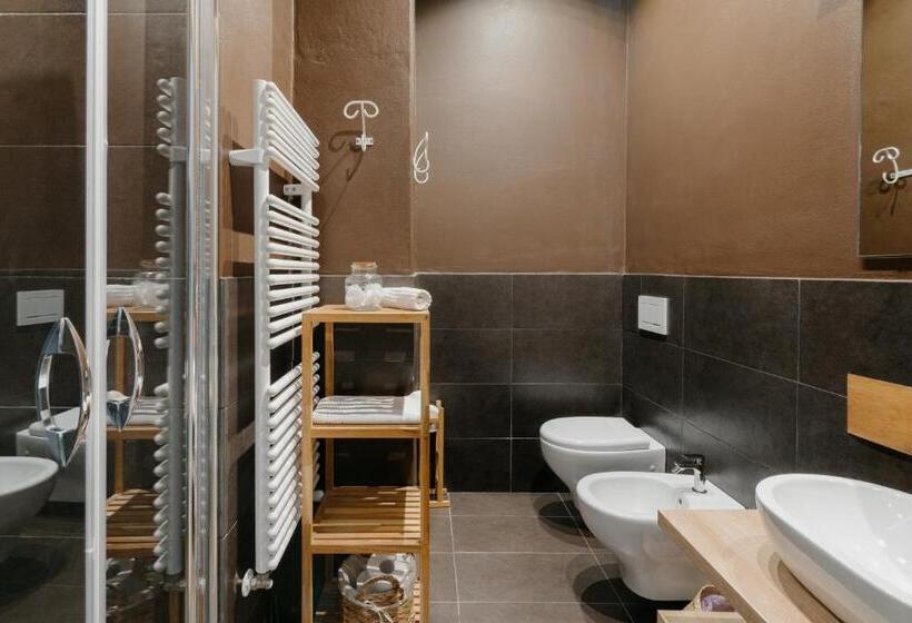 سوییت خانوادگی, Quarenghi 16