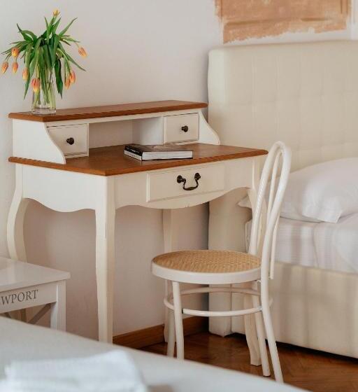 سوییت خانوادگی, Quarenghi 16