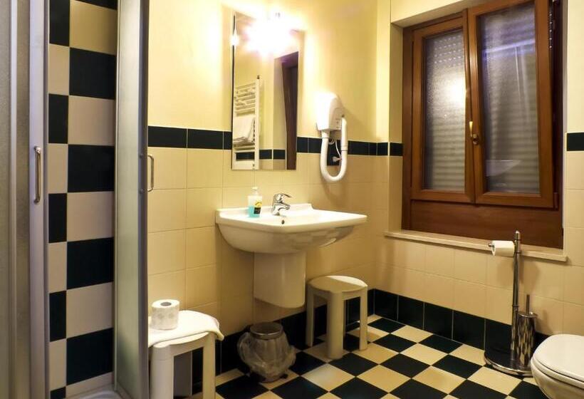 اتاق استاندارد چهار تخته, Relax Style House Central Rooms