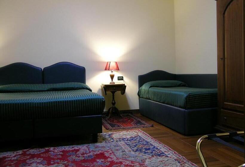 اتاق استاندارد چهار تخته, Relax Style House Central Rooms