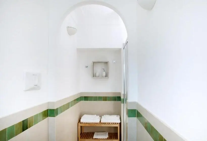 バルコニー付きスタンダードルーム, Villa Pollio Guest House