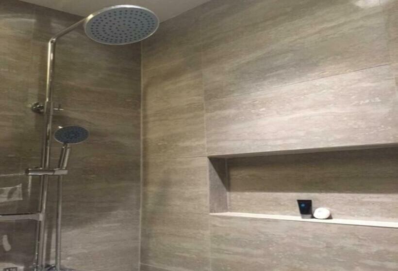 اتاق استاندارد, Watergate Boutique