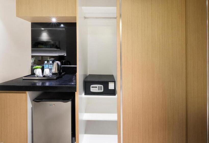 اتاق لوکس, Watergate Boutique