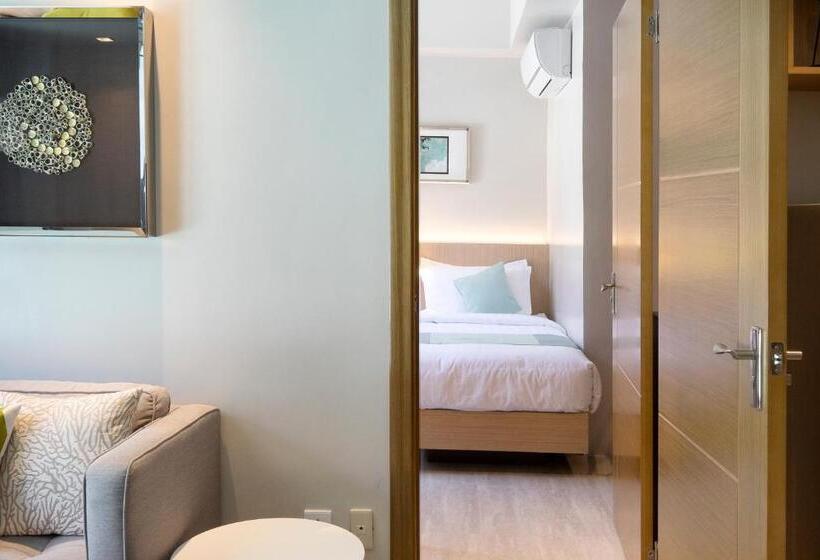 سوئیت با بالکن, Watergate Boutique