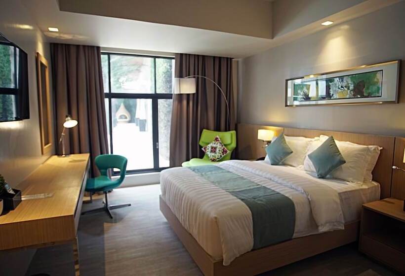 اتاق لوکس, Watergate Boutique