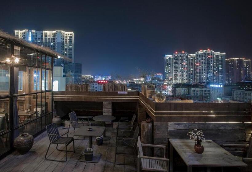 デラックスルーム, Zhangjiajie Wangyi Inn