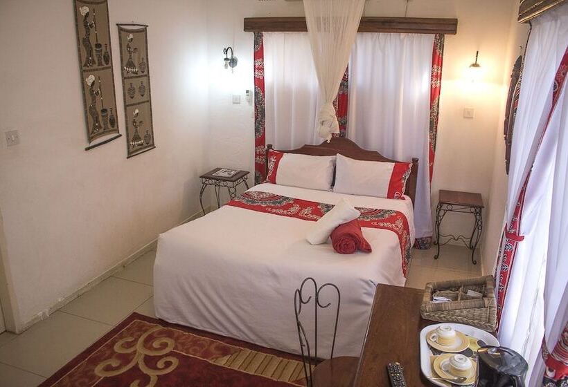 اتاق استاندارد با چشمانداز استخر, Chanters Lodge