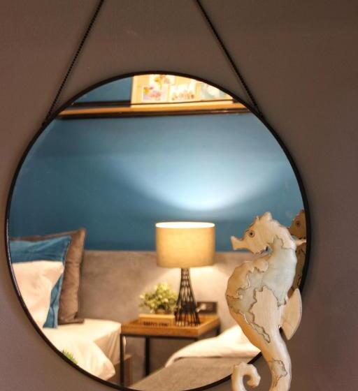 수피리어 룸, Ku At Sea