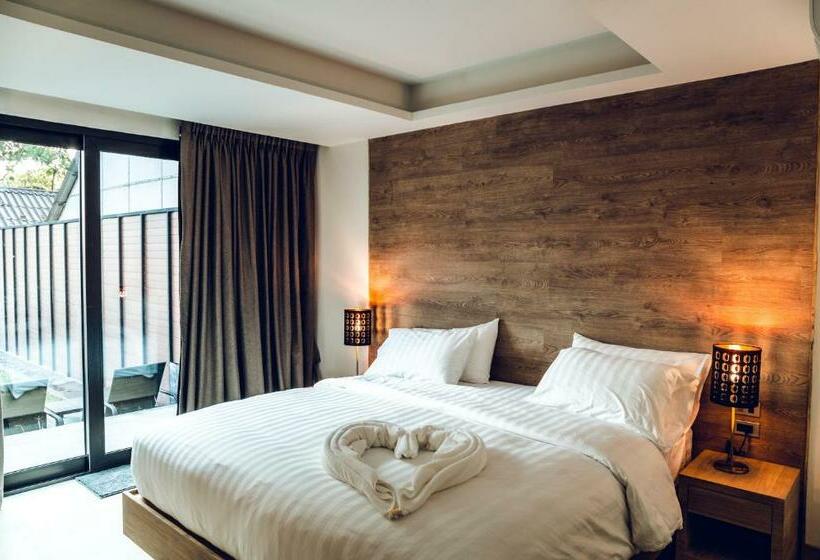 Superior-huone Allasnäkymä, 15 Palms Beach Resort