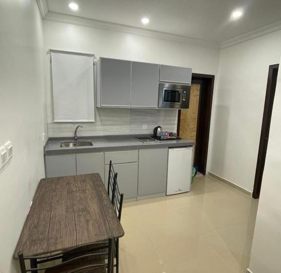 Апартаменты 2 Спальни, Al Manzil Almutmeez