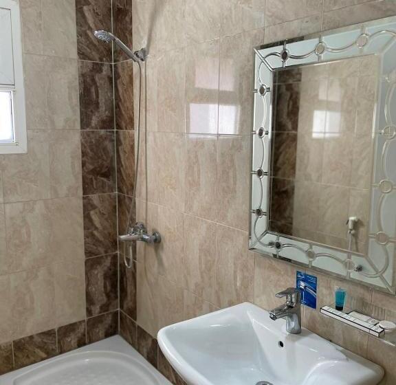 Апартаменты 1 Спальня, Al Manzil Almutmeez