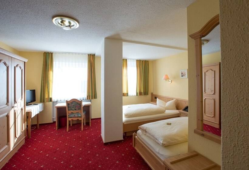 标准间, Bauer Garni