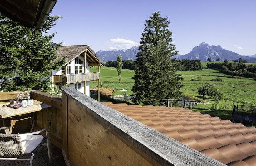 Номер Стандарт Вид на Горы, Landhaus Kössel