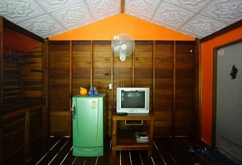 スタンダードバンガロー, Pasai Beach Lodge