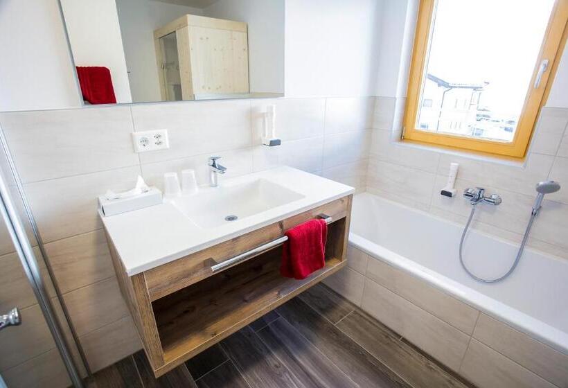 ファミリージュニアスイート, Piz Ot