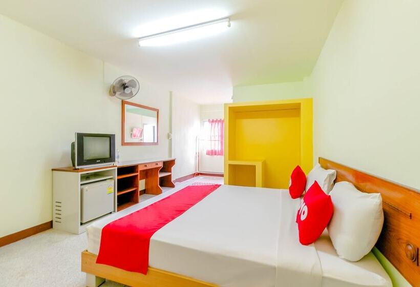 Номер Deluxe, Sathorn Mansion