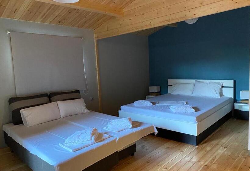 بنجلو قياسى, Golden Sun Villas
