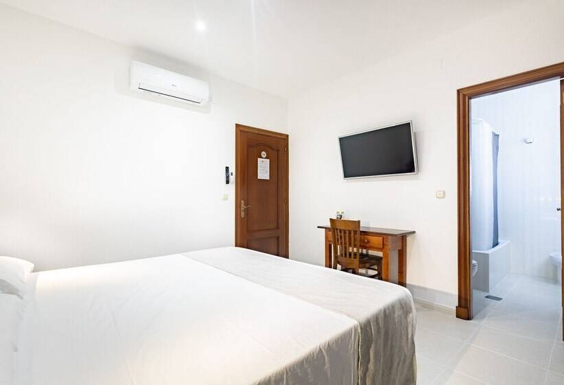 Номер Стандарт, Hostal La Costa