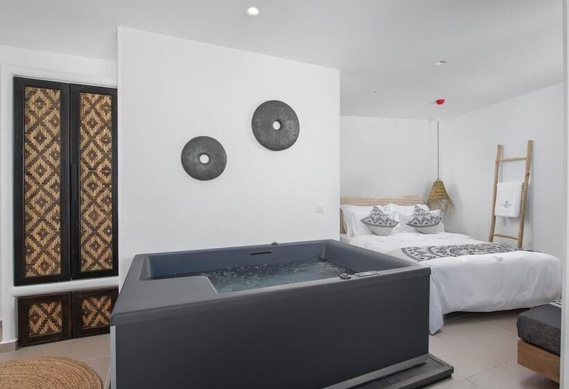 סוויטה דלוקס, Little Venice Villas