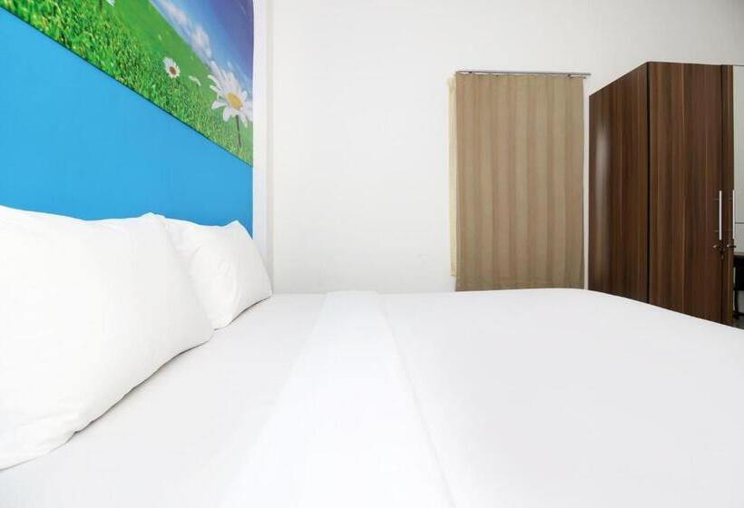 デラックスルーム, Polamas Residence Padang