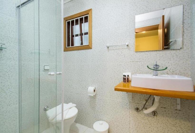 Номер Стандарт Трехместный, Villa Vintage Campos   Piscina E Opções De Suites Com Hidromassagem